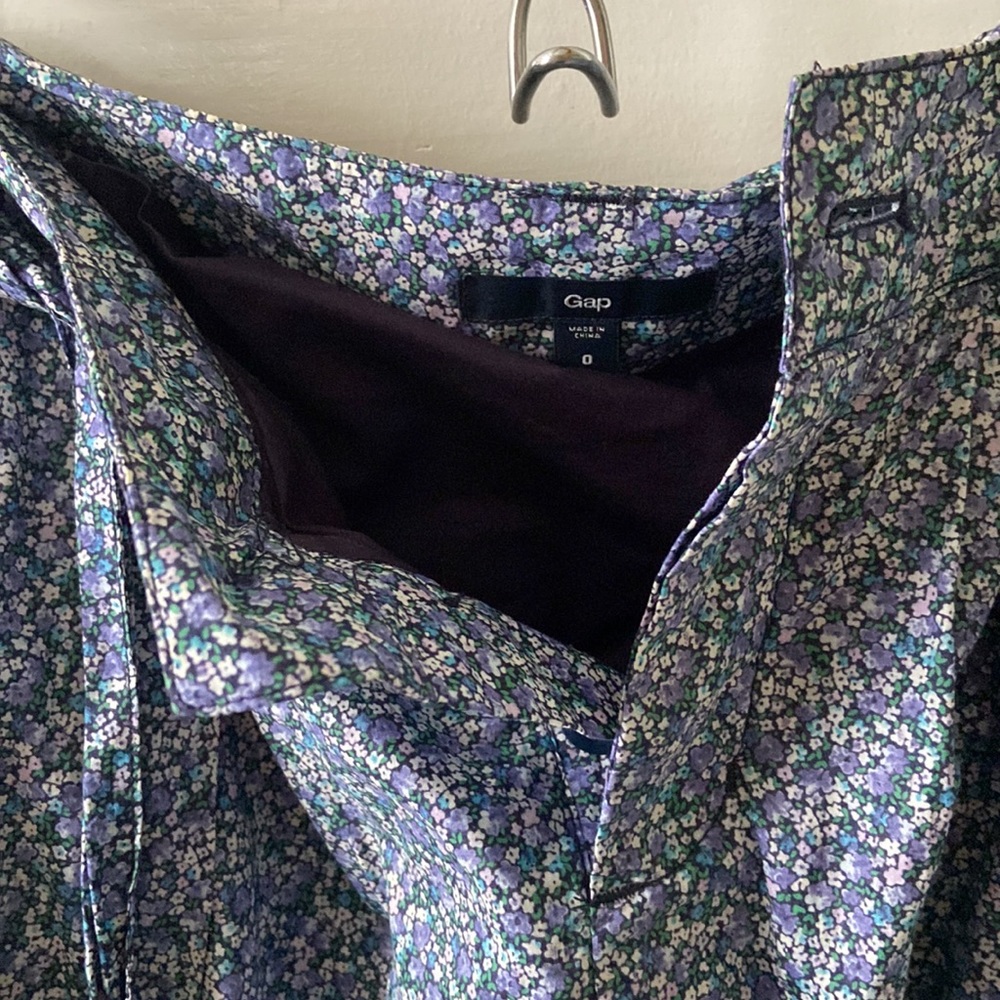 Gently used Gap skirt - Picture 4 of 5